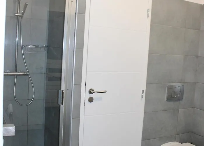 Les Hauts Du Port - T2 Moderne Et Chaleureux Appartement *