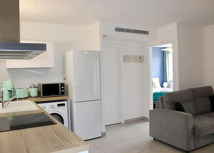 Les Hauts Du Port - T2 Moderne Et Chaleureux Appartement *
