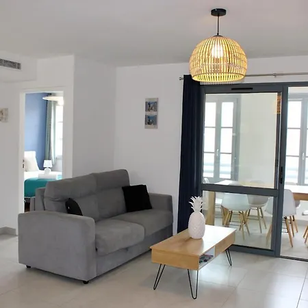 Les Hauts Du Port - T2 Moderne Et Chaleureux Apartman