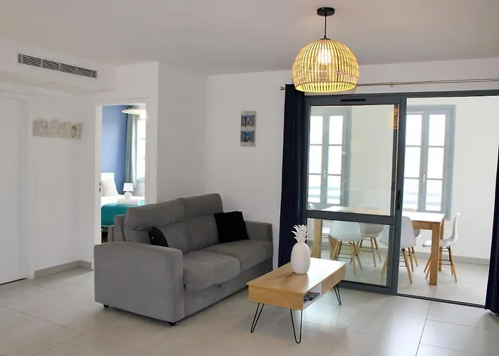 Appartement Les Hauts Du Port - T2 Moderne Et Chaleureux